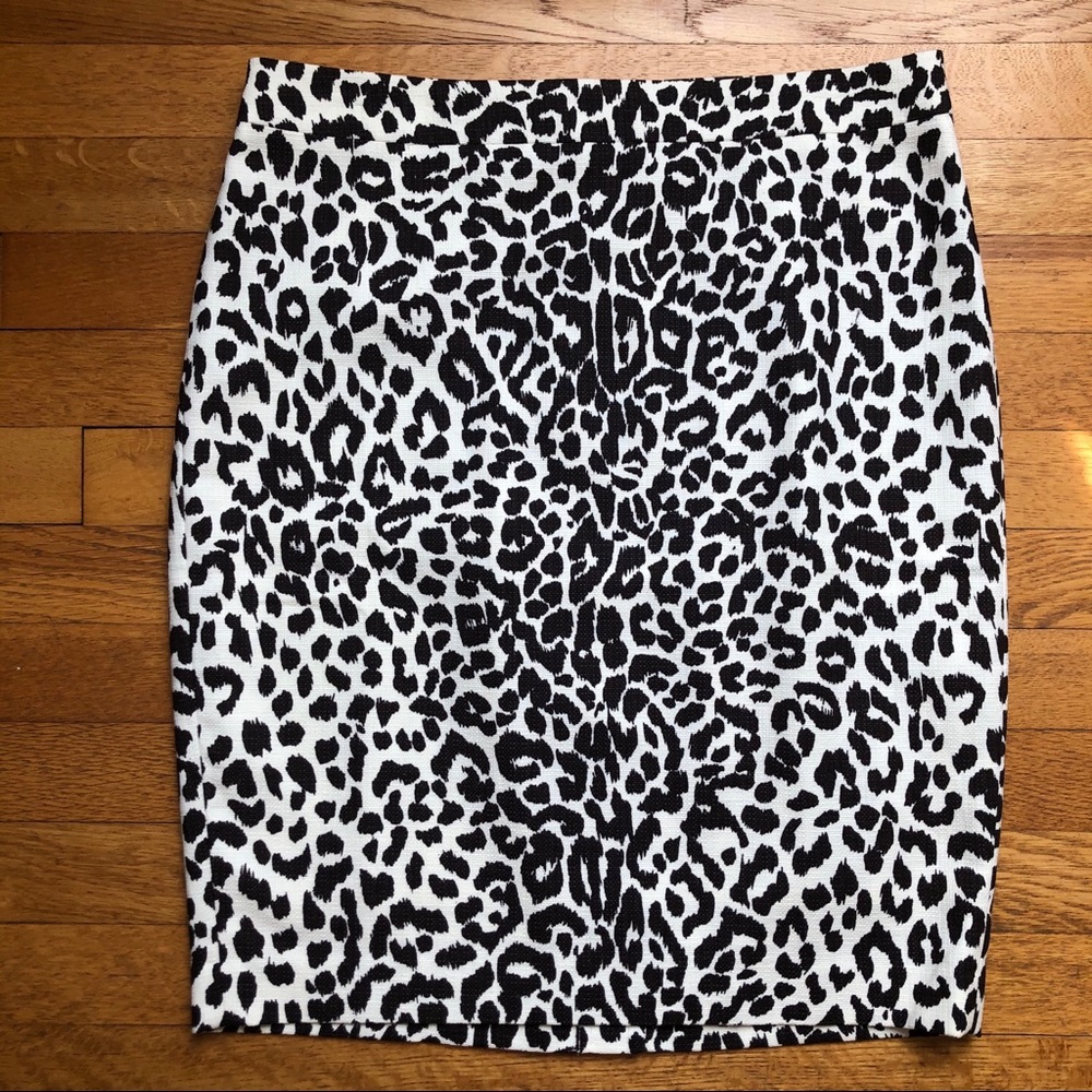 J CREW Animal Print Pencil Skirt - Picture 3 of 9